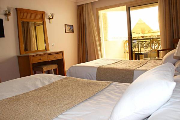 Deluxe Zweibettzimmer mit Pyramidenblick